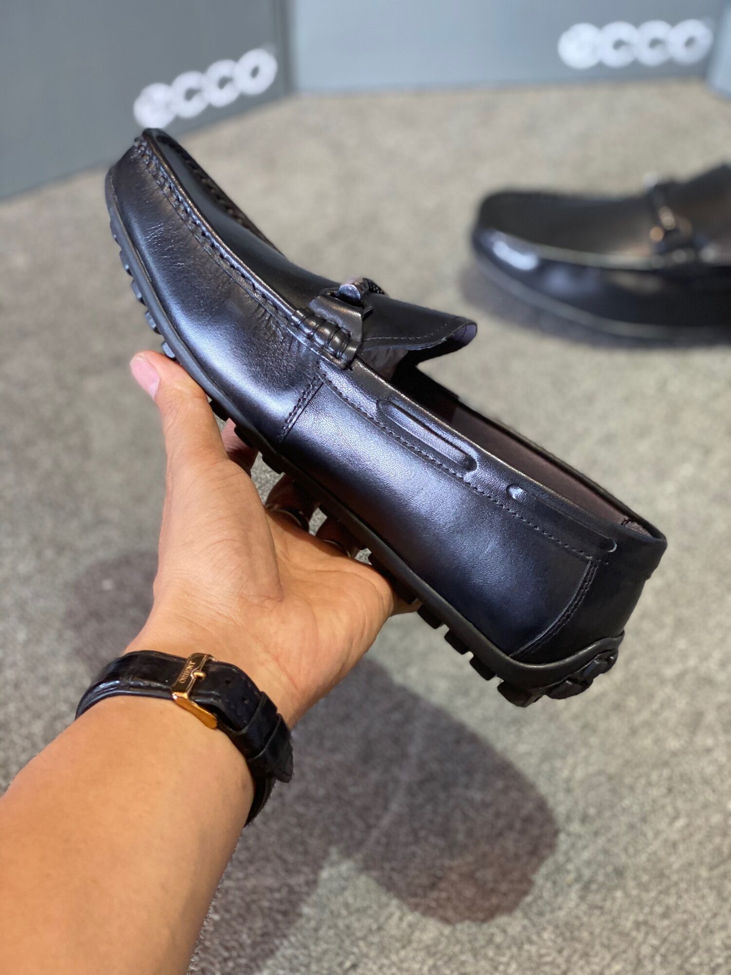 Giày lười Ecco Mocca-Black