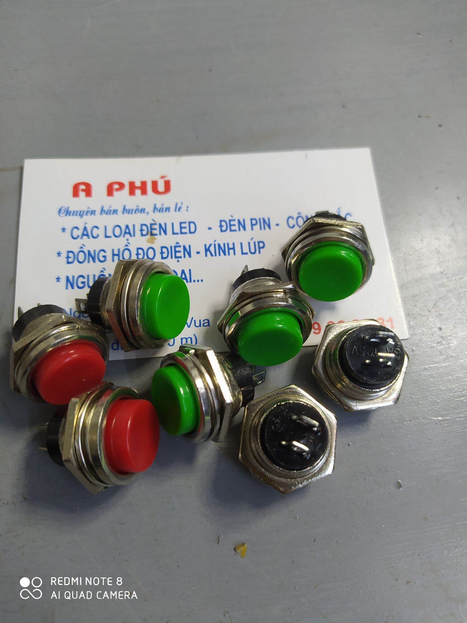 10 nút nhấn nhả sắt phi 16mm