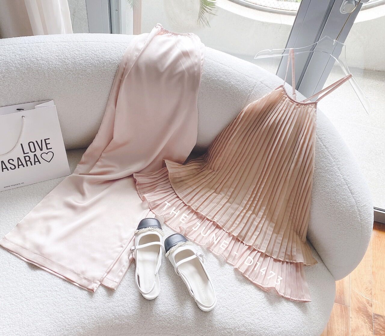 Set Yếm Xếp Ly Dạo Phố
