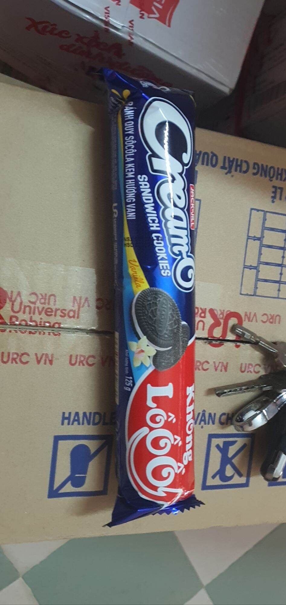 Thùng 24 cây Cream O mùi Vani