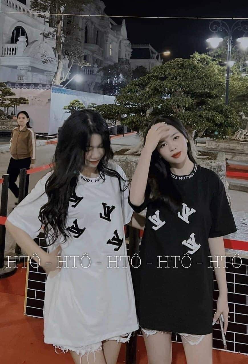 Áo phông in mẫu độc lạ hai màu form rộng dấu quần ảnh thật ở cuối