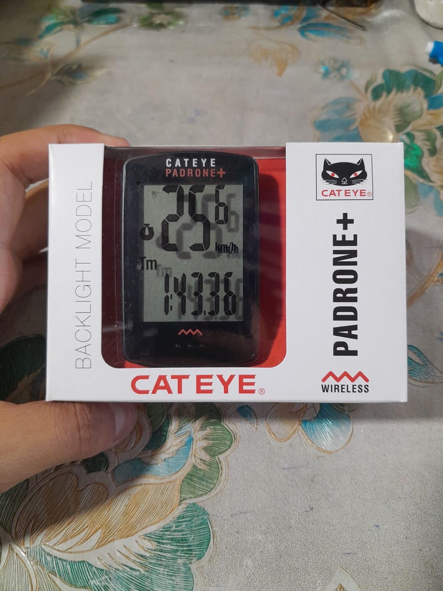 Đồng Hồ Đo Tốc Độ KHÔNG DÂY Có Đèn Nền CATEYE PADRONE+