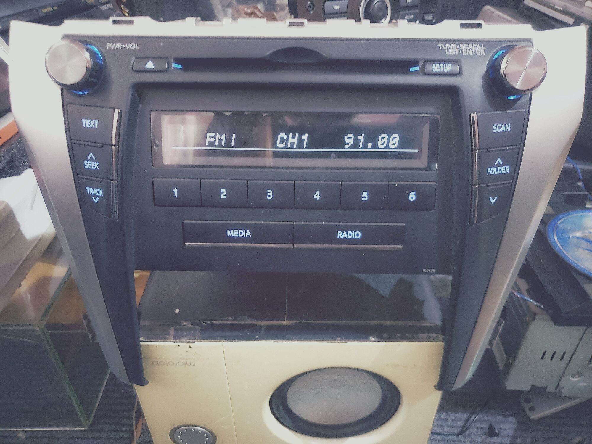 Đầu Cd Aux xe Toyota camry ( 2015 16 17 18 19 20 )