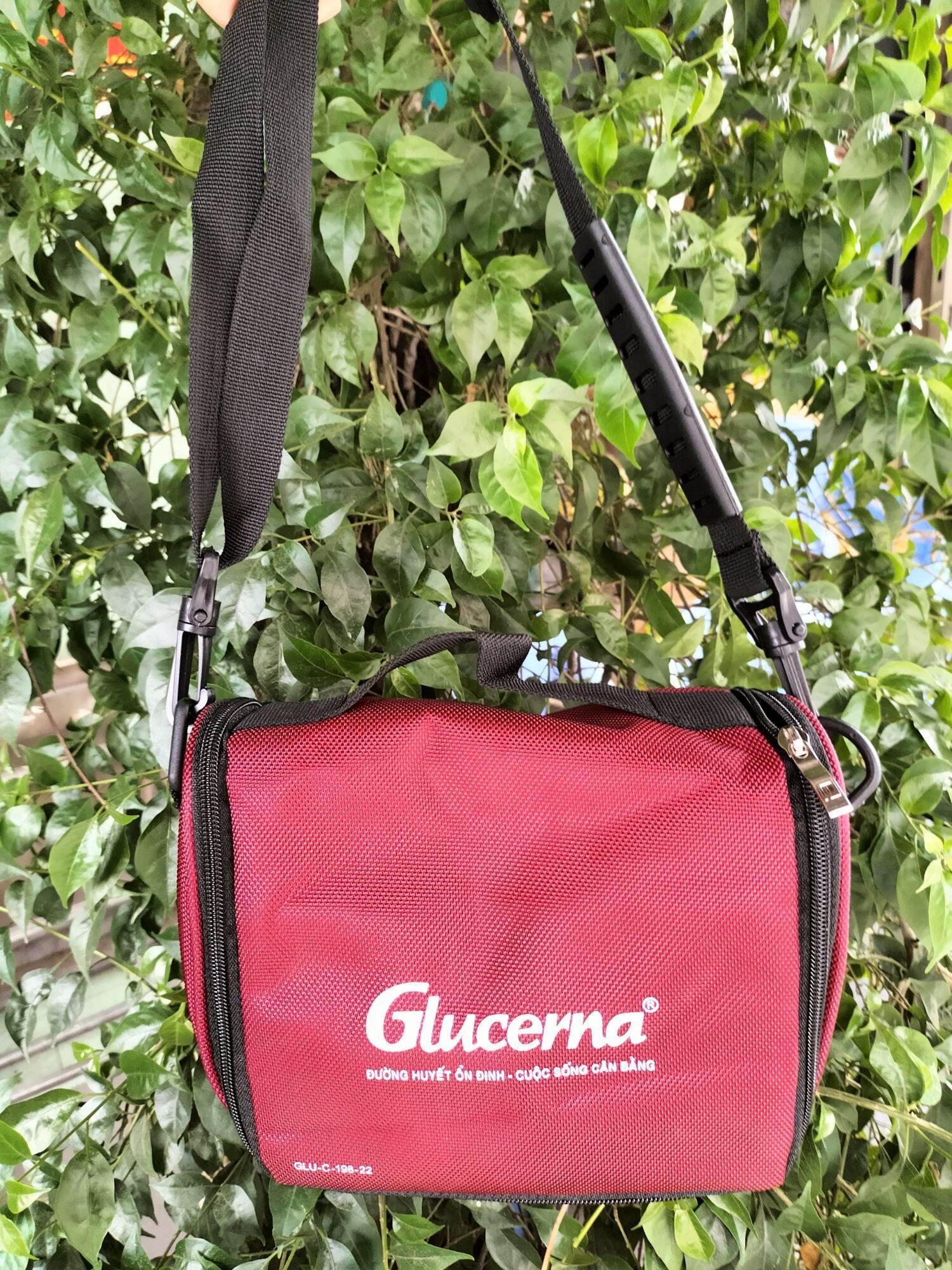 Túi du lịch nhiều ngăn Glucerna