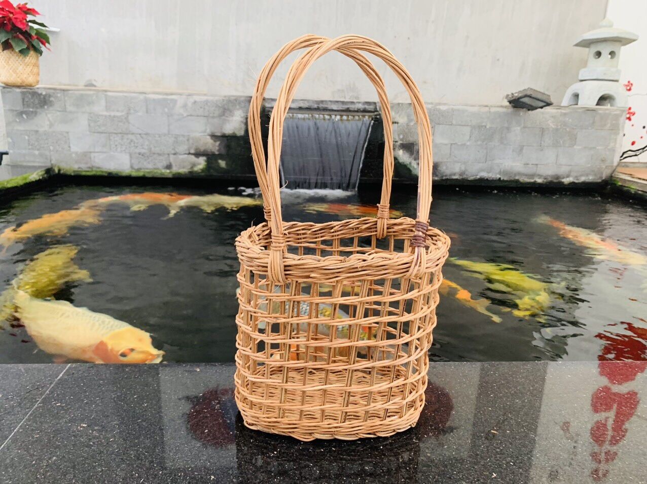 Giỏ mây đáy tròn đựng hoa quả