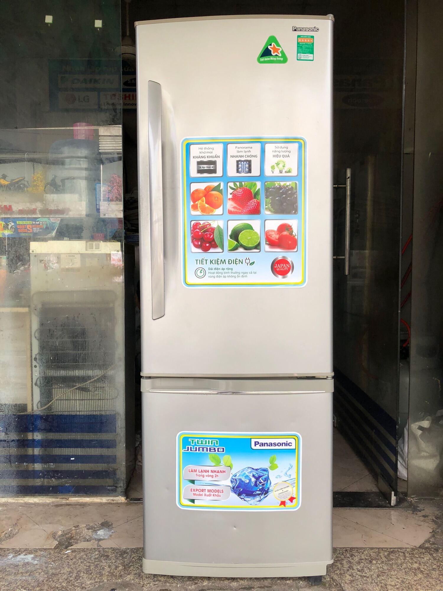 Tủ lạnh Panasonic 263 lít