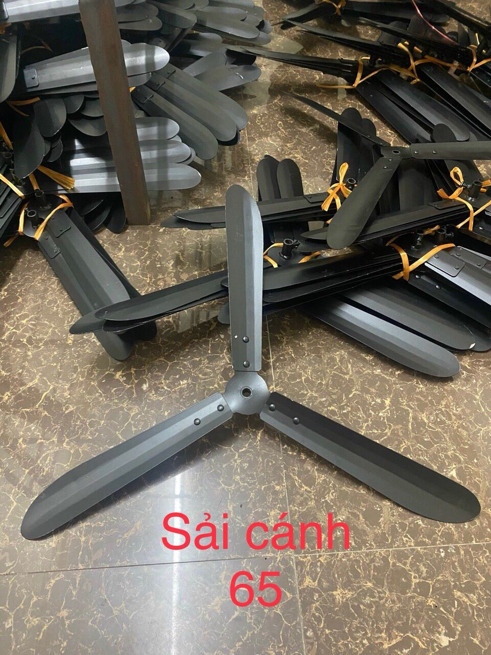 Cánh quạt chế trục 12 sải 65