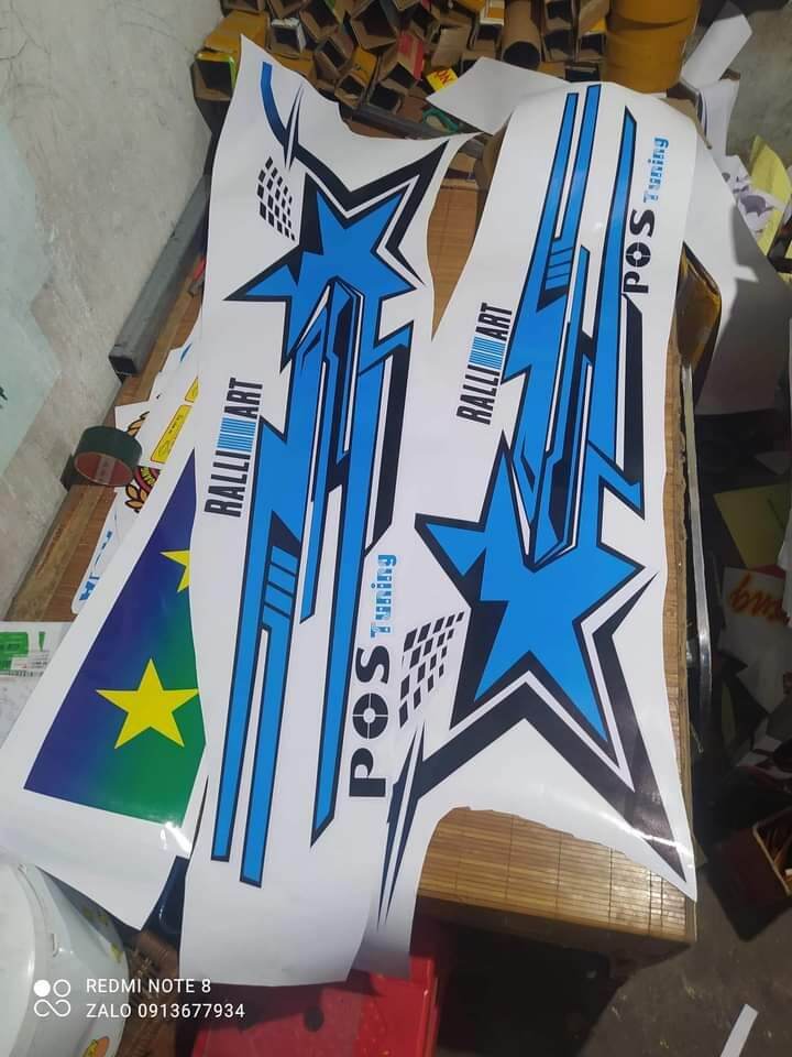 Tem sao dán trang trí cánh cửa xe tải, xe howo, xe ben