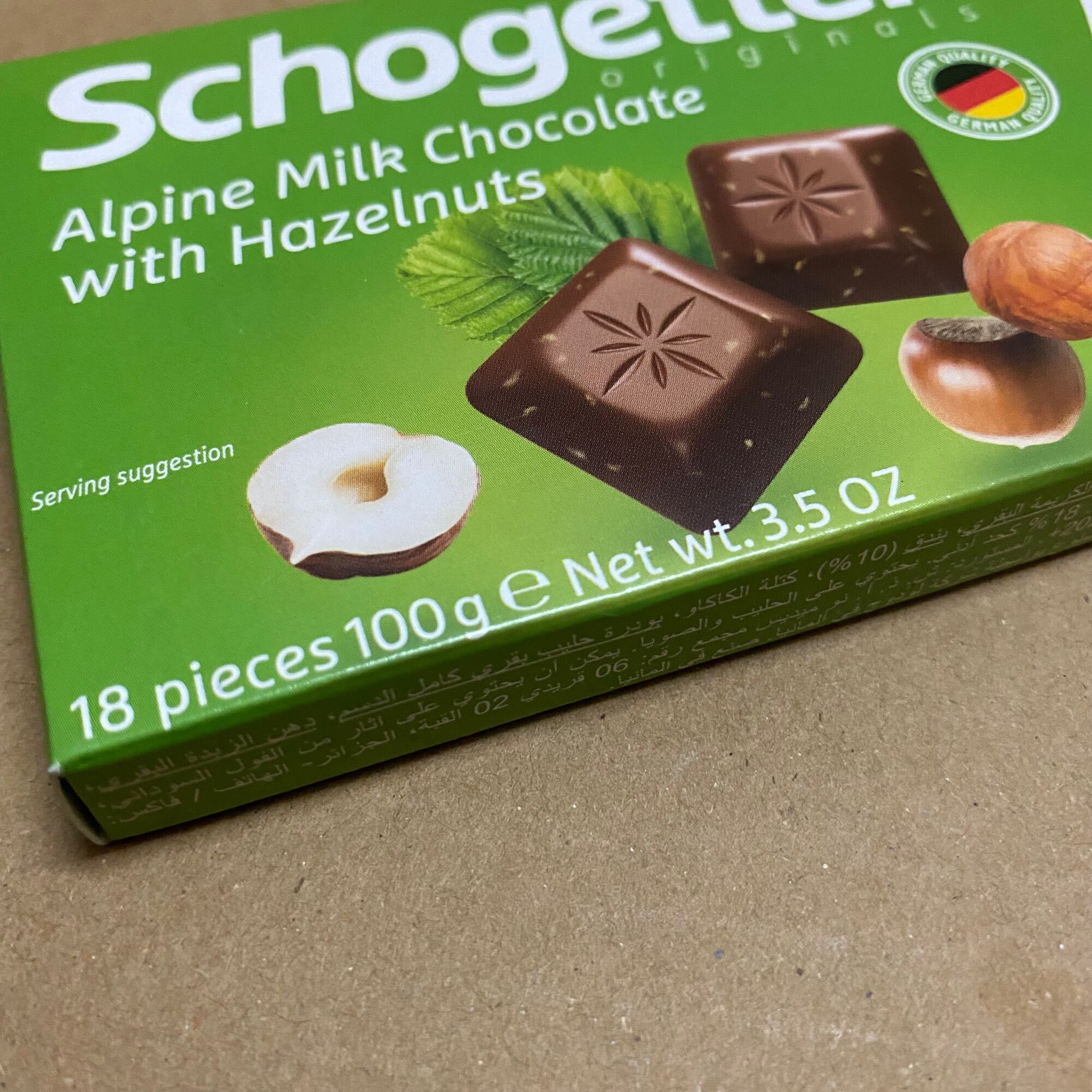 [100g][Milk HazelNut] Hộp 18 Viên Chocolate Schogetten