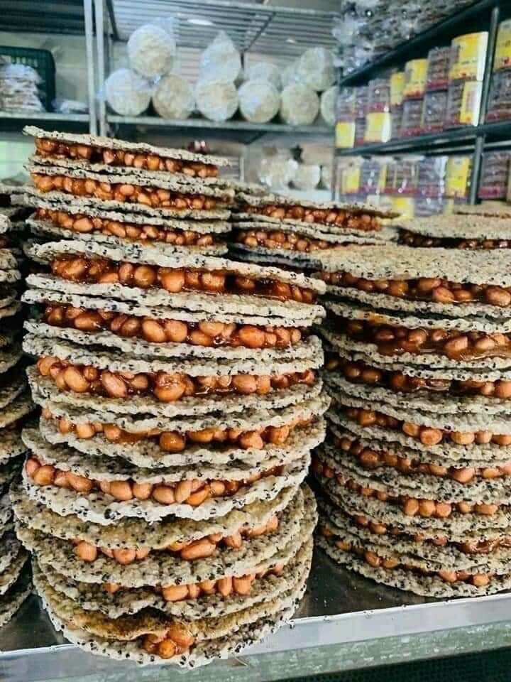 Kẹo cu đơ hà tĩnh. 70k/ túi 5 cái