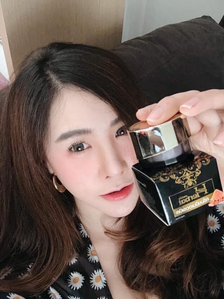 Kem nghệ trắng da herbal thái lan