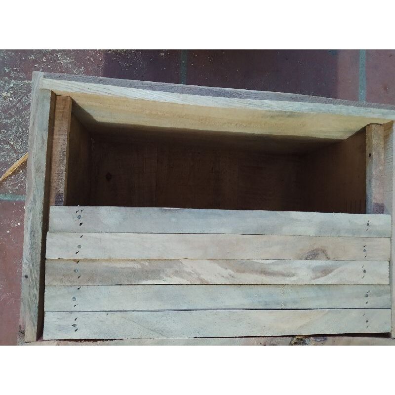 XƯỞNG GỖ GẠO CHUYÊN ĐÓNG { THÙNG NUÔI ONG NỘI}