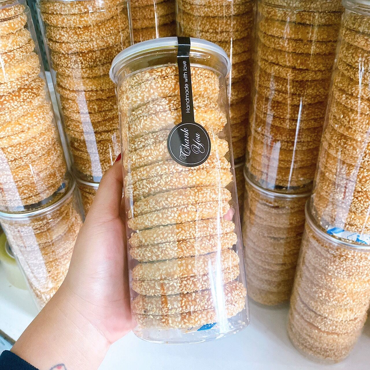 bánh vòng mè bơ sữa