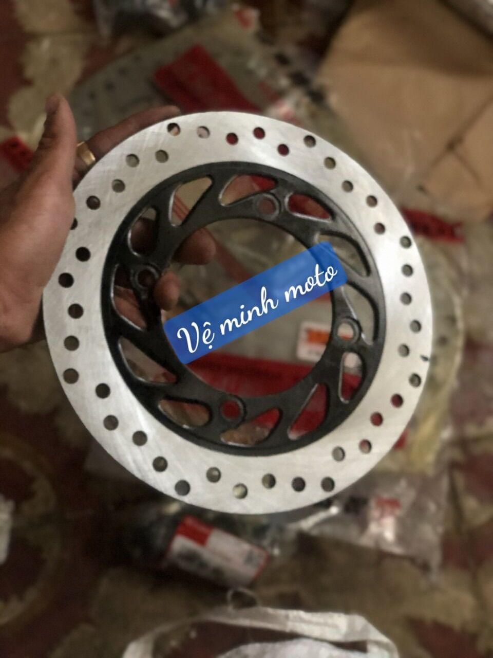 Đĩa thắng cb 250,master 125