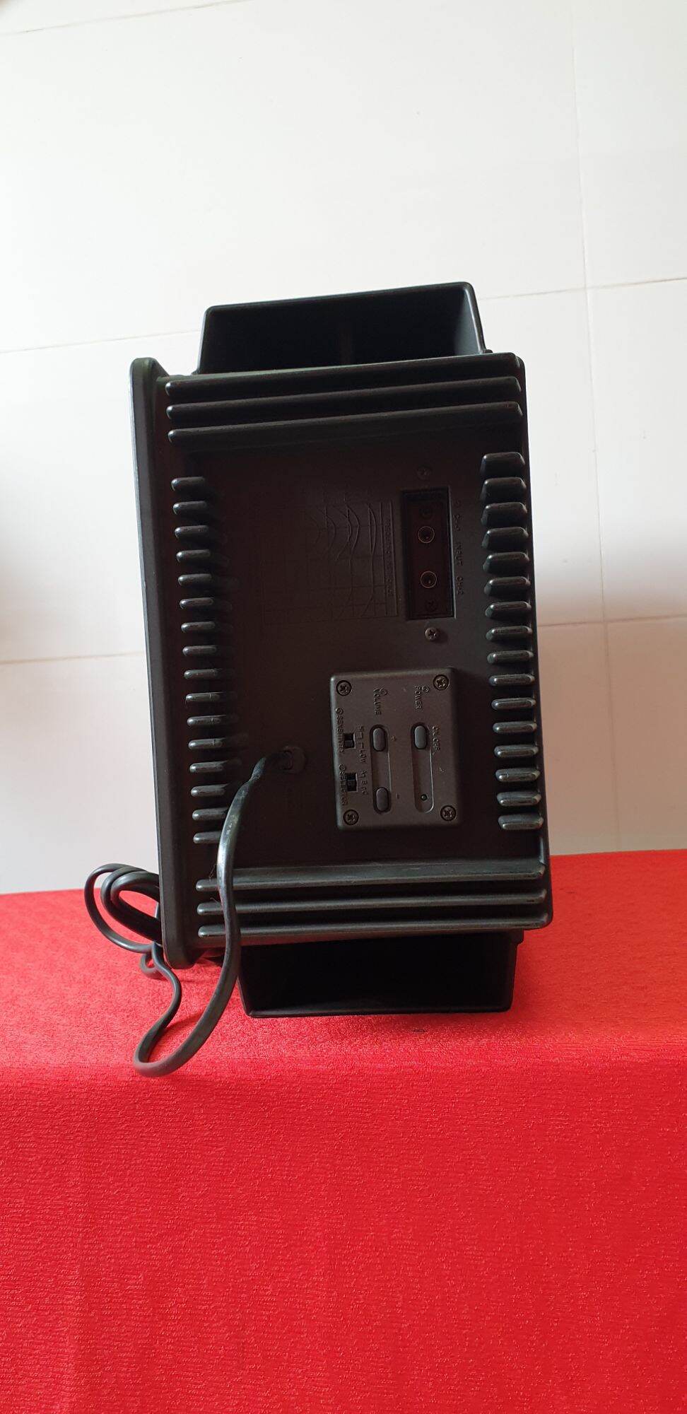 Loa Sub điện Bose Acoustimass Charger