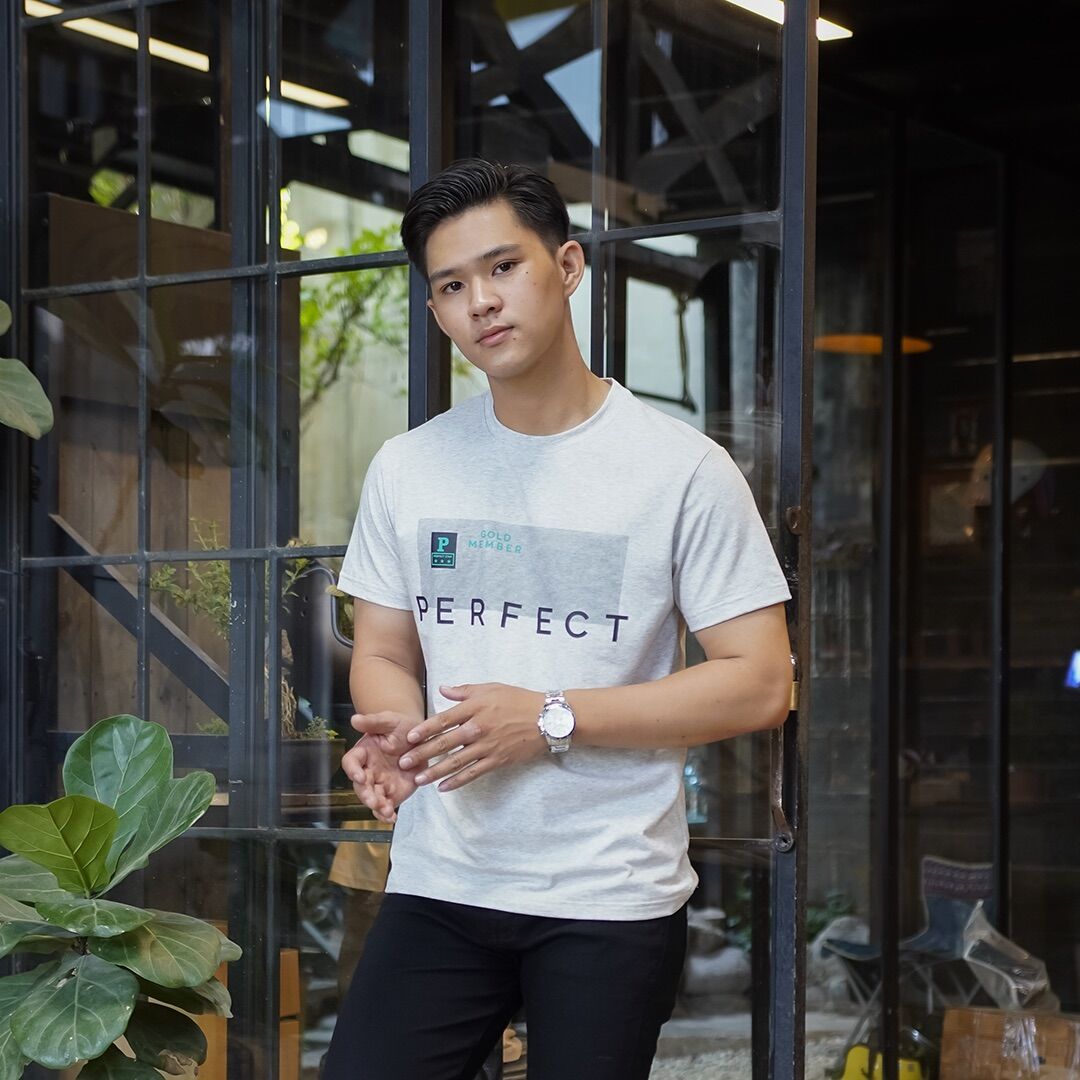 Áo thun cổ tròn Perfect