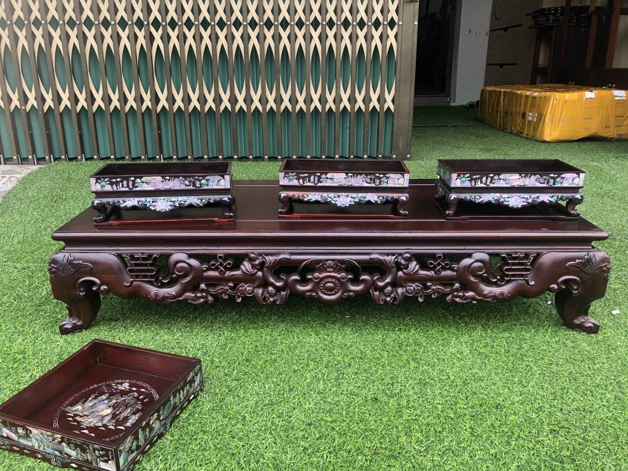Bàn trà chạm khánh phúc