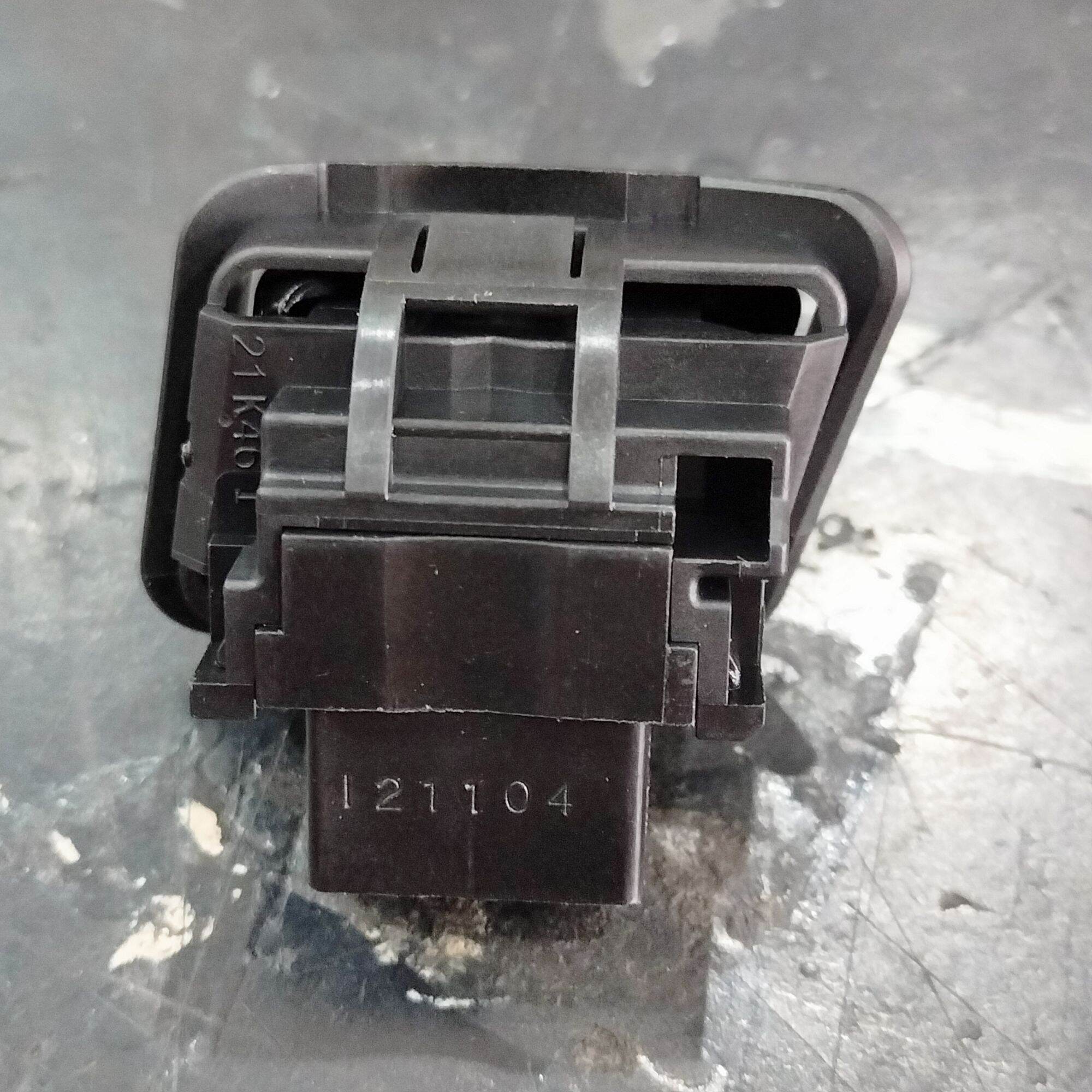 Công tắc đèn pha cốt xe máy Honda rsx ab vision blade wave future sh mode