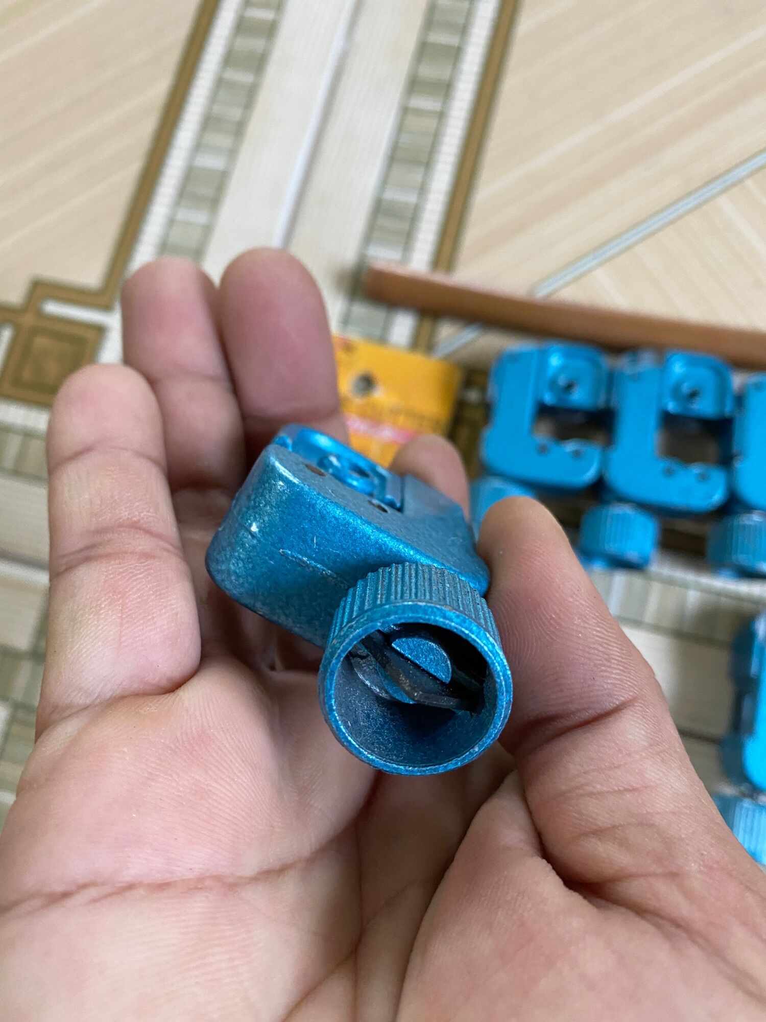 Dao cắt ống đồng Nhật.