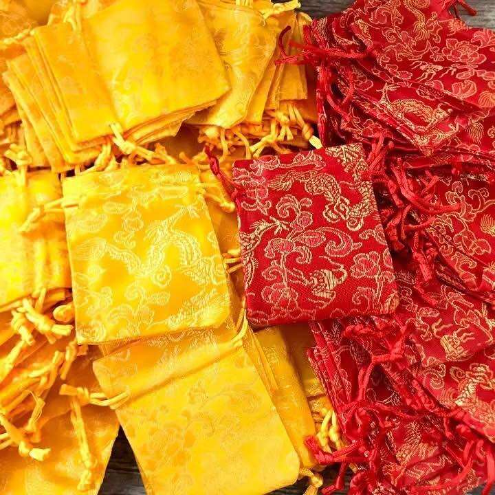 Túi gấm dạng rút