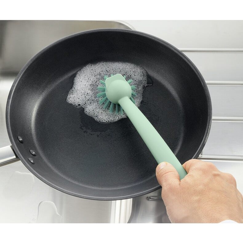 Chổi cọ xong nồi có tay cầm dài RINNIG
