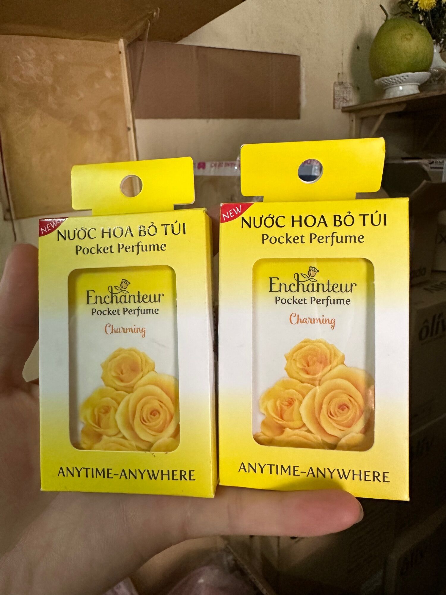 (Mới) Nước hoa bỏ túi enchanteur 18ml charming