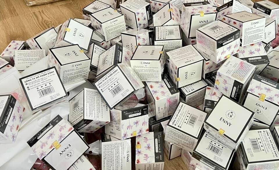 Kem dưỡng trắng da mặt