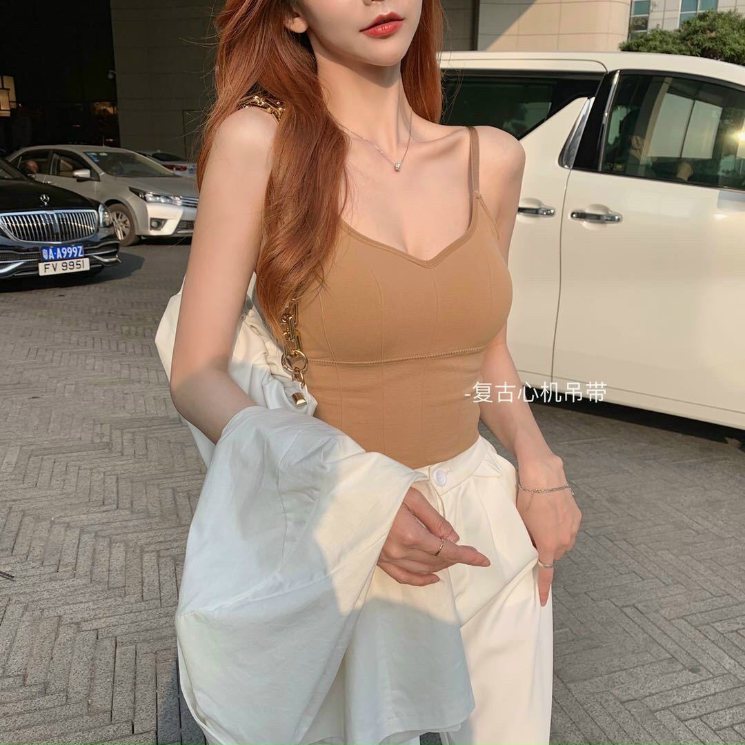 Áo bra gân tăm hở lưng fom ôm sát cơ thể