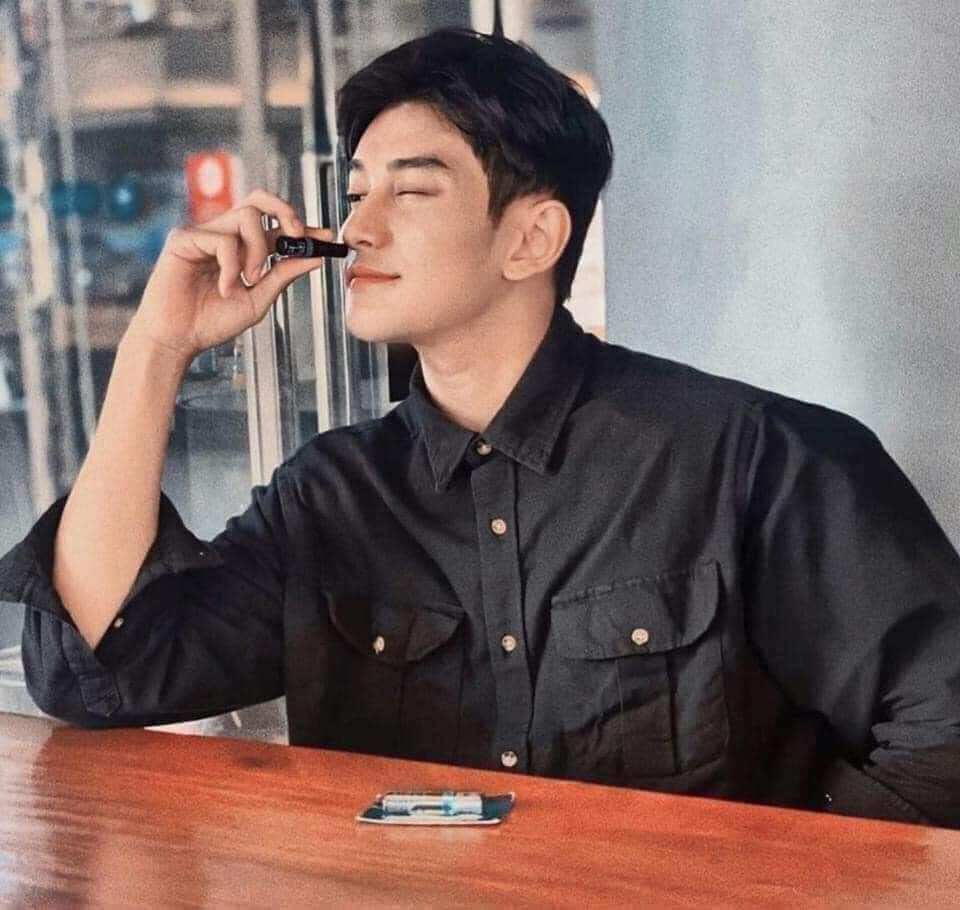 Ống Hít Thông Mũi Bạc Hà Thái Lan Peppermint Field Inhaler