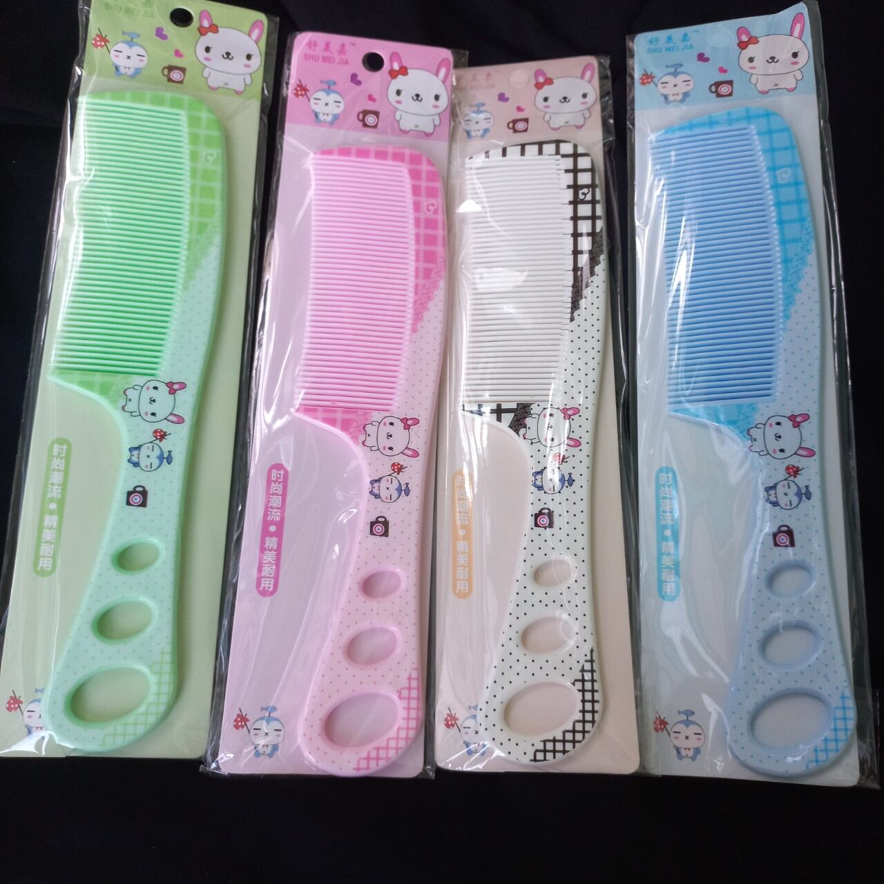 Lược chải tóc cán 3 lỗ mã 1803-2 (dài 21cm)