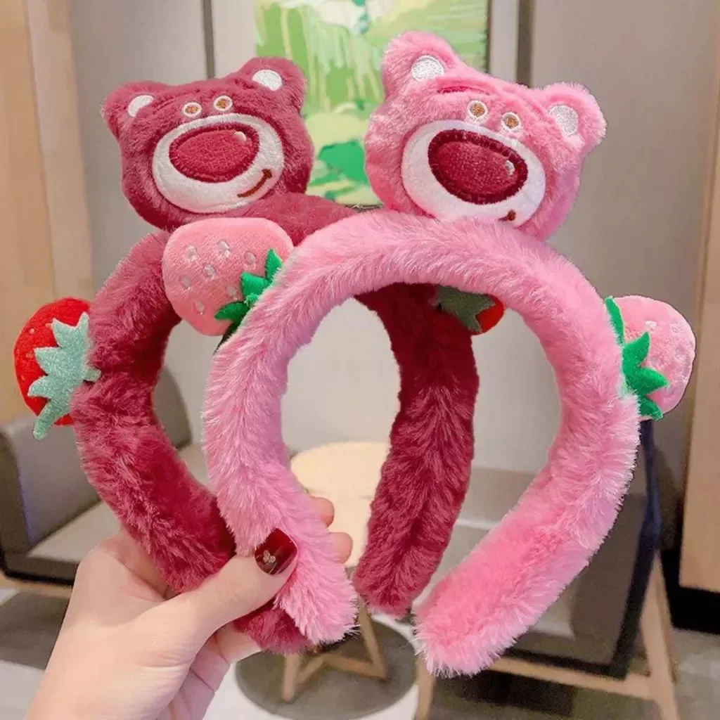 Bờm cài tóc, băng đô hình gấu dâu xinh xắn.