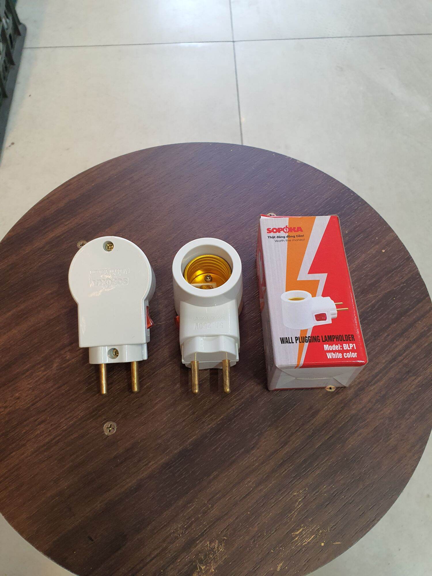 Phích cắm liền đui e27 có công tắc