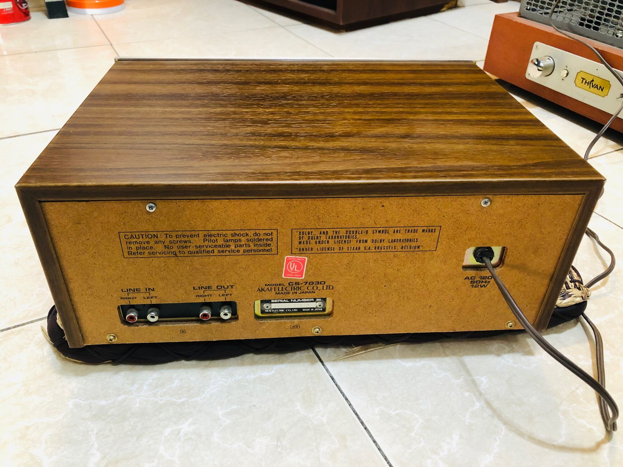 đầu cassette akai 703D