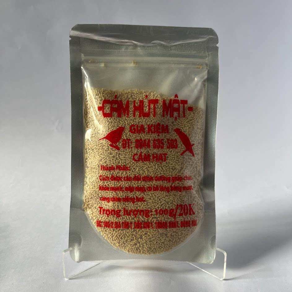 Cám chim hút mật gia kiệm cám hạt 100g