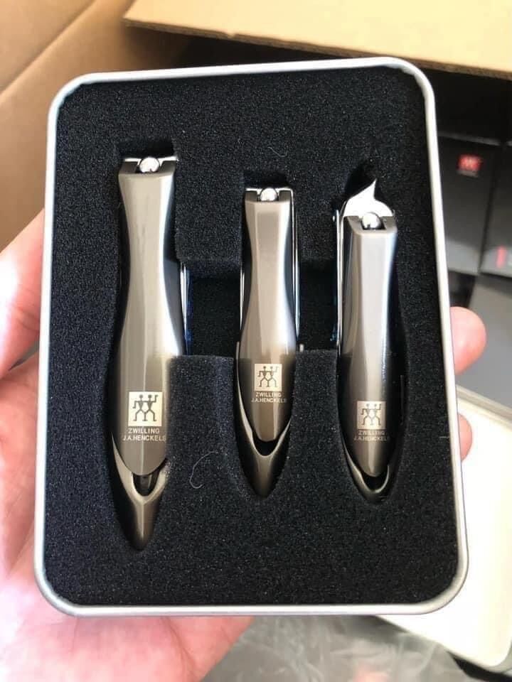 Bấm móng tay Đức