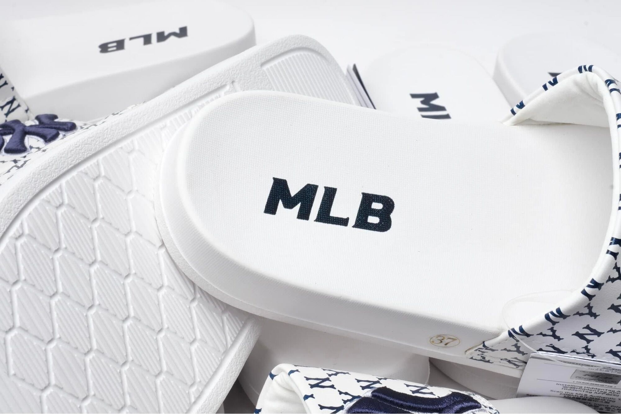 [HCM]Dép nam nữ MLB - full size - full box - Yams deluxe