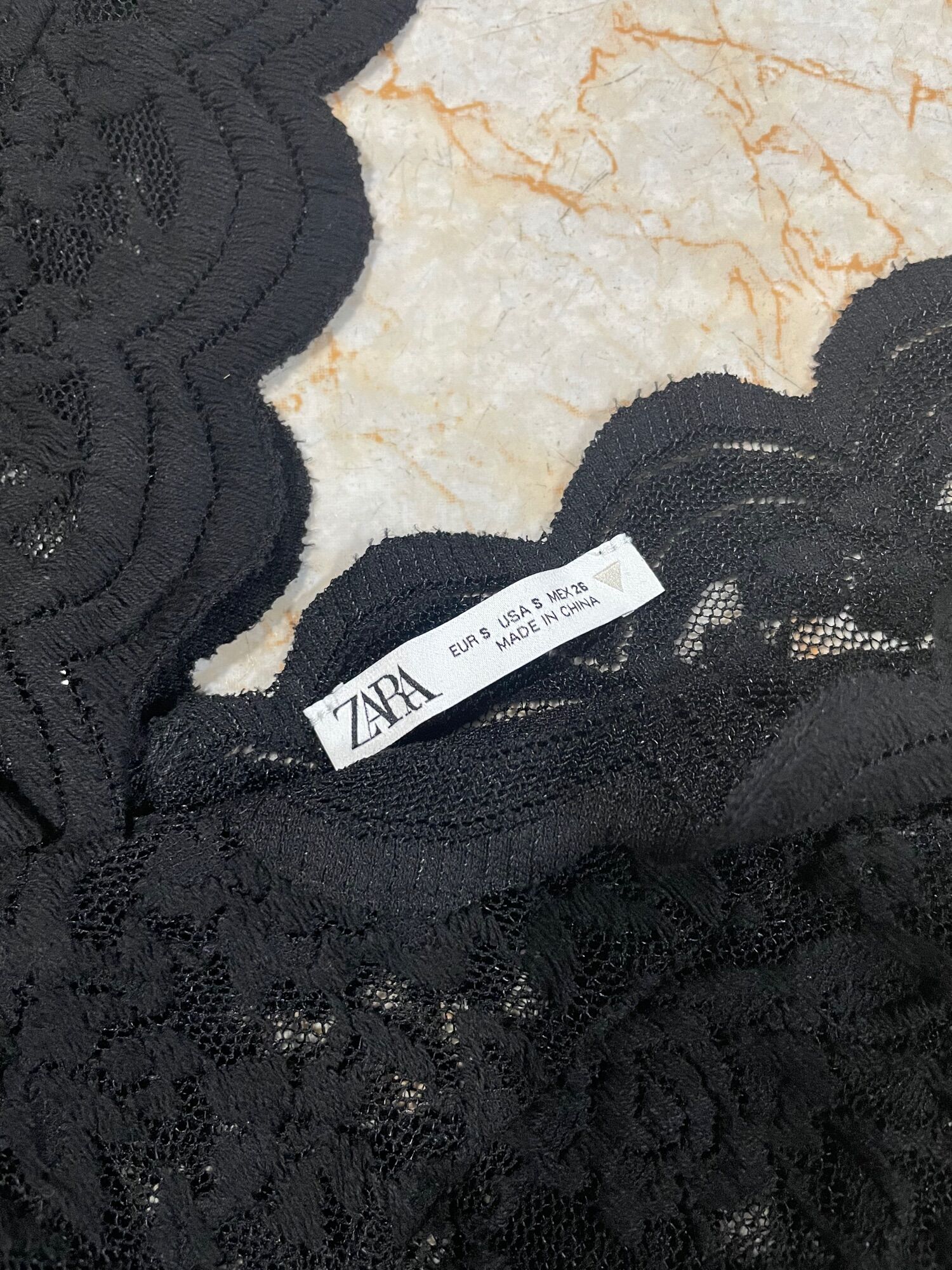Áo Zara Auth Tuồn Ren Đen Sexy Size S ( Có Sẵn )