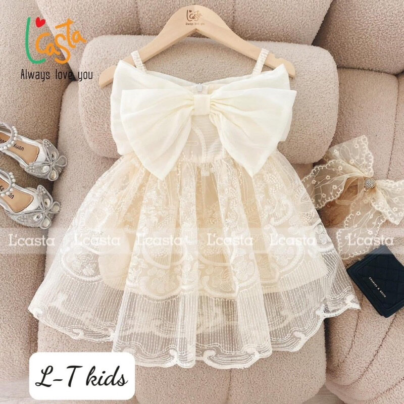 Váy ren 2 dây cực xinh cho bé