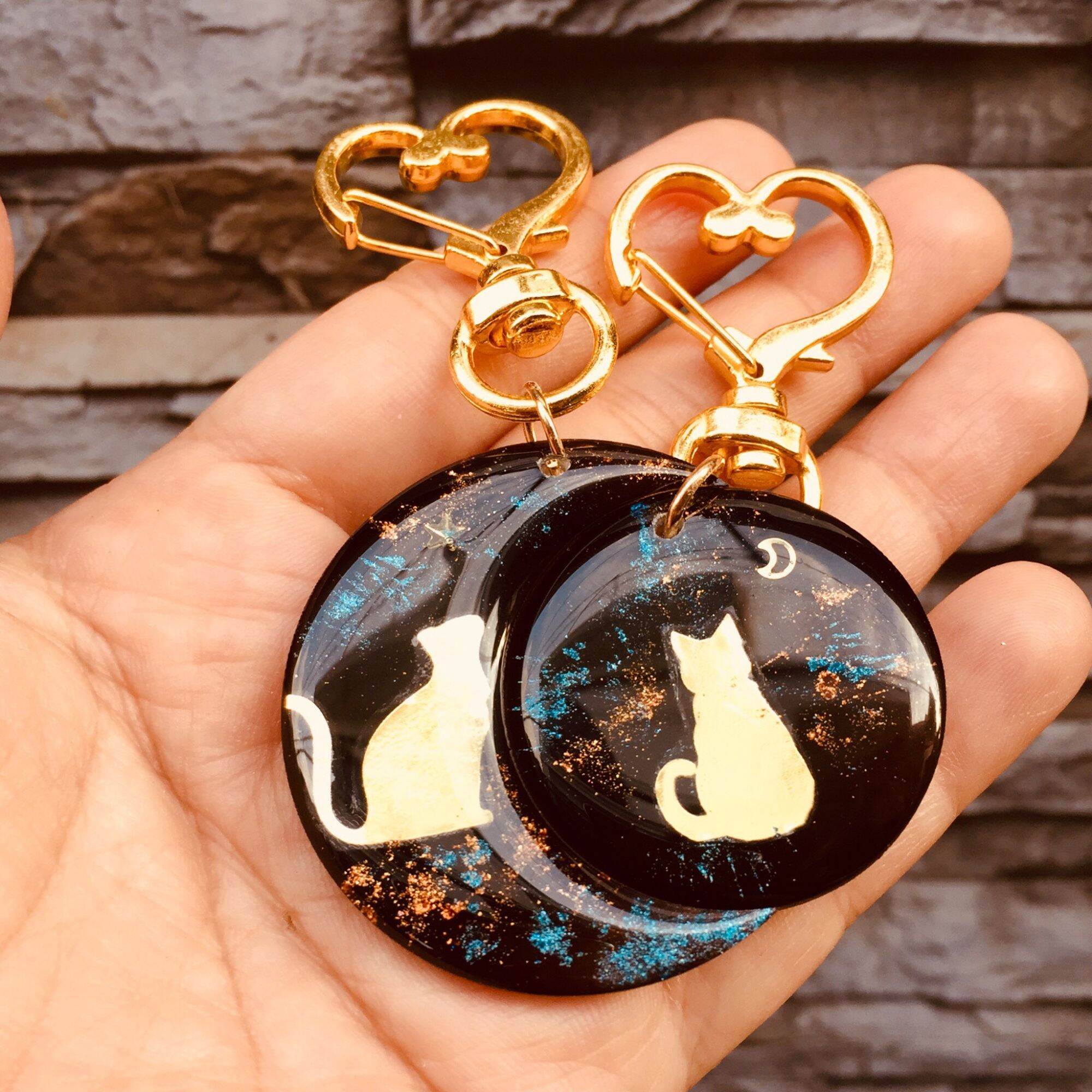 Móc khóa cặp đôi Mèo may mắn(thêm tên, ngày kỉ niệm theo yêu cầu) key chain handmade Lilande