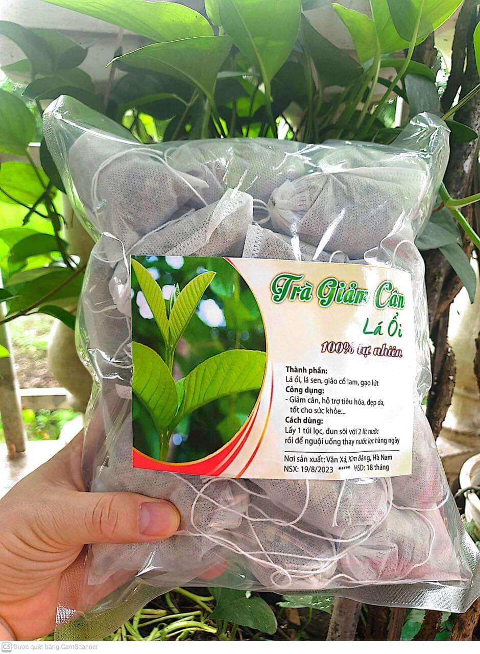 TRÀ LÁ ỔI GIẢM CÂN TÚI LỌC, Thành phần: lá ổi non, lá sen, giảo cổ lam, gạo lứt... ✔Giúp đốt mỡ bên trong cơ thể thải ra bên ngoài 1 cách nhanh chóng ✔Giảm số đo vùng bụng, eo, đùi, bắp tay, bắp chân.Giảm mỡ máu, ổn định