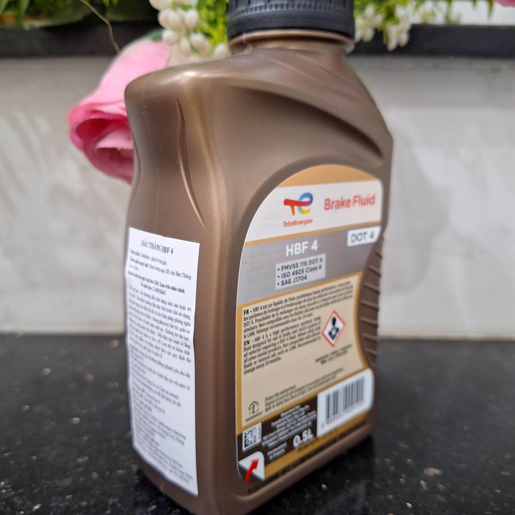 Dầu thắng (dầu phanh) DOT4 Total HBF 4 0.5L lít Singapore
