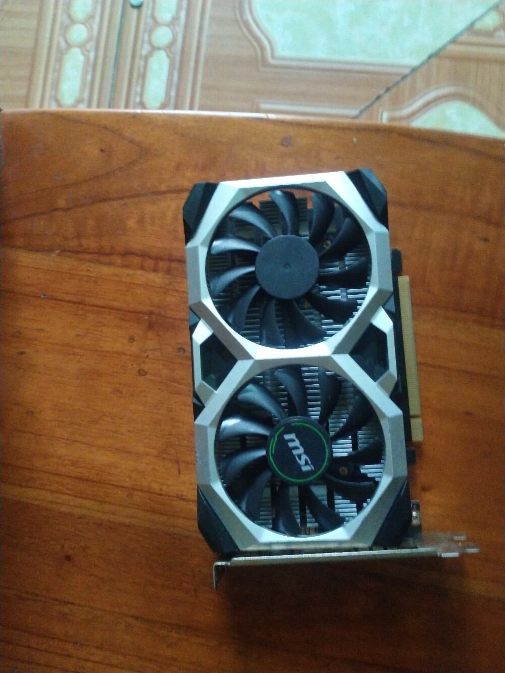 Card đồ họa màn hình gtx msi 1650 d5 4gb và 1650 d6 4gb