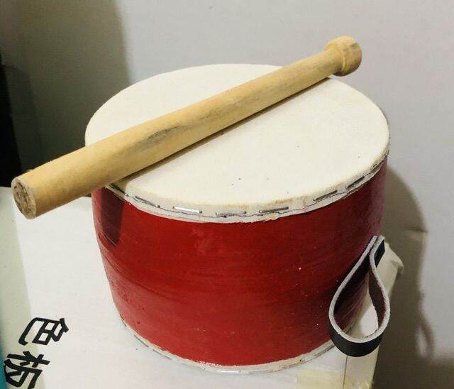 Trống da, trống con cho trẻ
