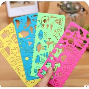 Bộ 4 khuôn vẽ cho bé tập vẽ