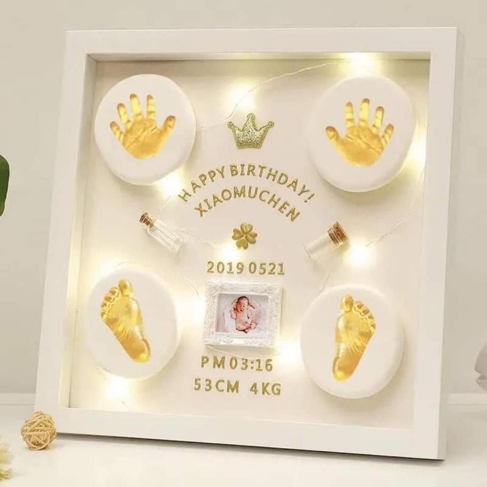 (Inbox gửi ảnh bé) 28x33cm Khung In Dấu Chân Tay Bé
