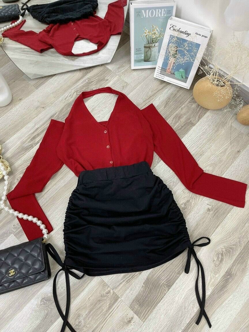 Set áo đỏ tròng cổ váy rút dây siêu hot