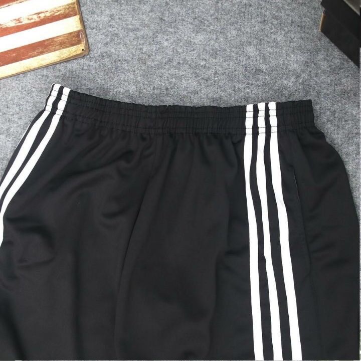 Quần short mặc nhà, thể dục.