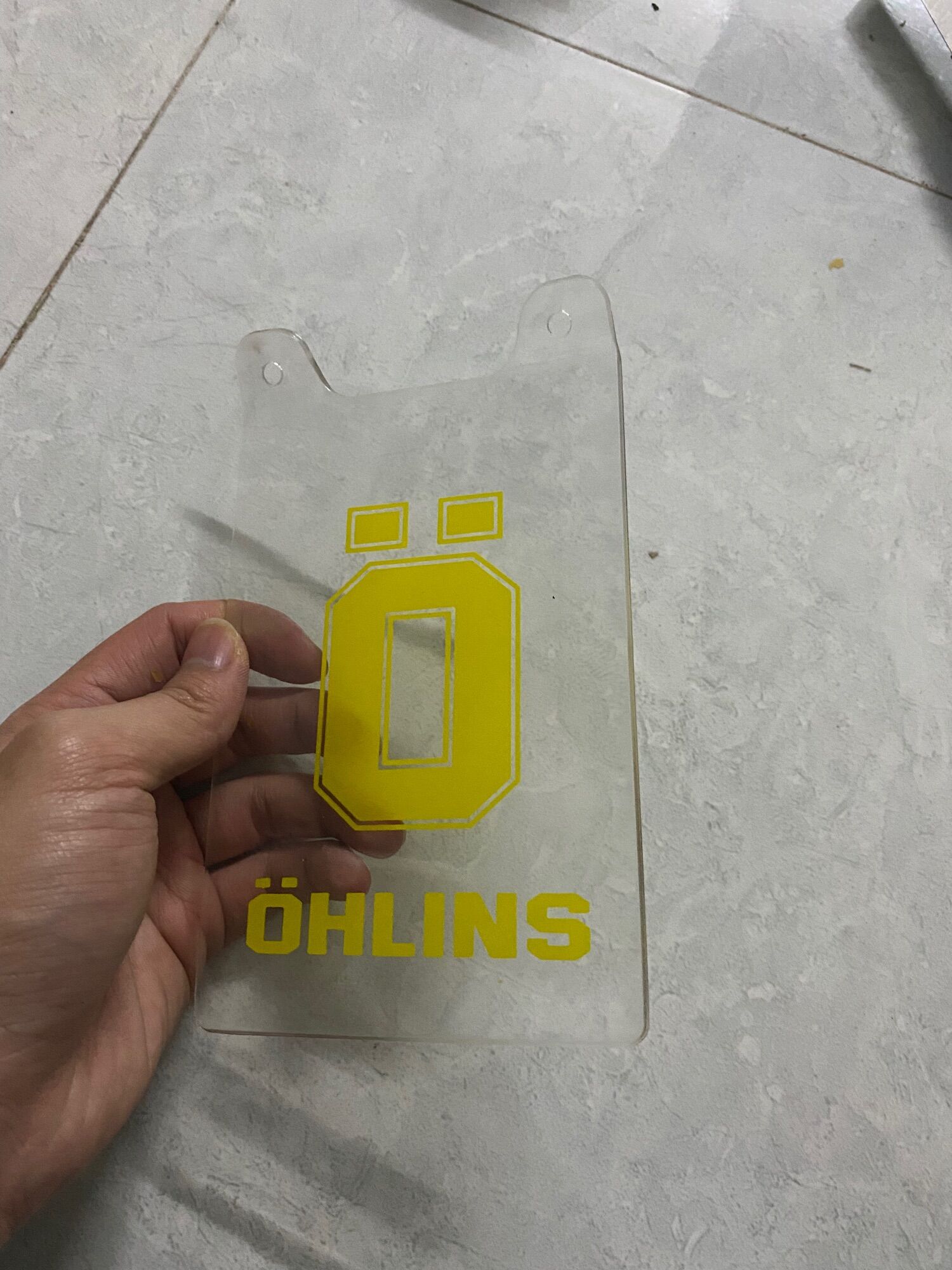 Mica che phuộc có 3 màu đỏ vàng xanh