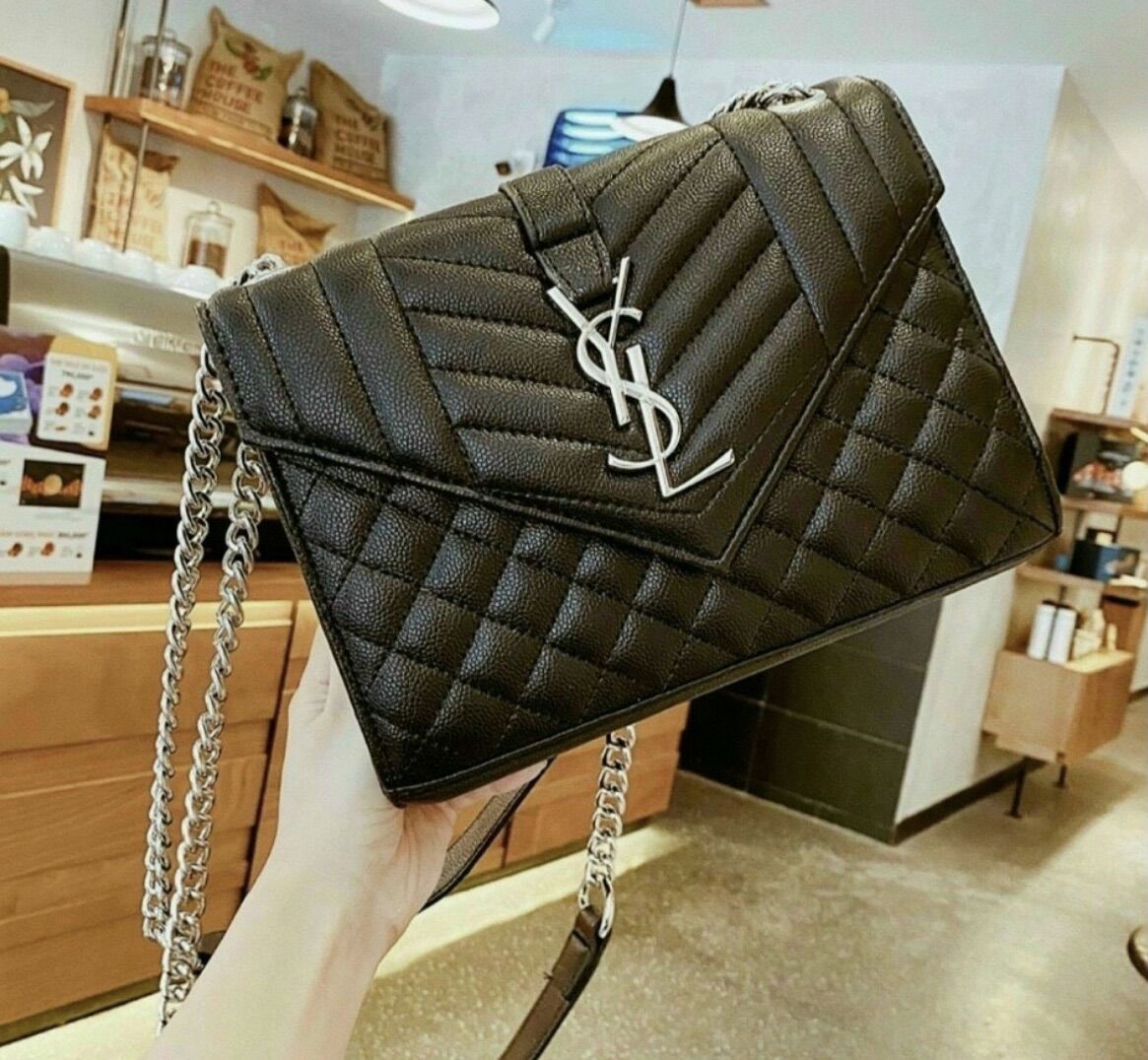 Túi hộp đeo chéo Trần size 20 đeo vai đeo chéo đều được