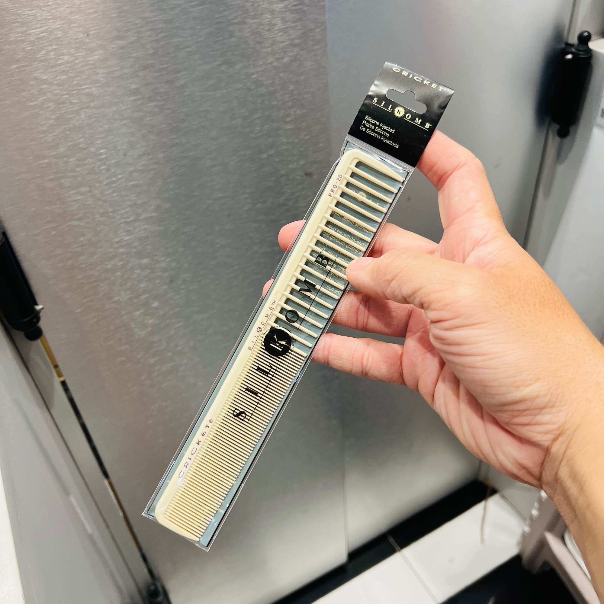 Lược cắt tóc Silkomb Pro 20
